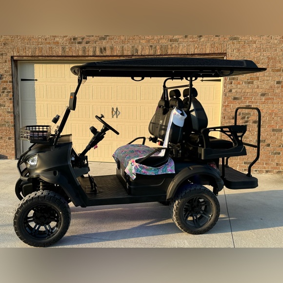 Your Posher, Stacy 🏎️💨 - Picture 12 of 16